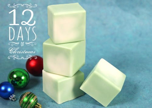 12 Days of Christmas: Green & Red Wax Melts - Soap Queen