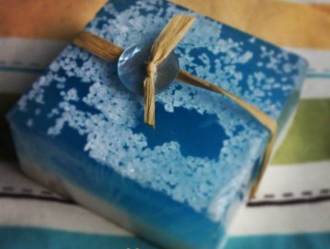 blue instagram soap-01