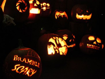 CandlelightPumpkins[1]