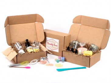 HandmadeBeautyBoxes_Main_A