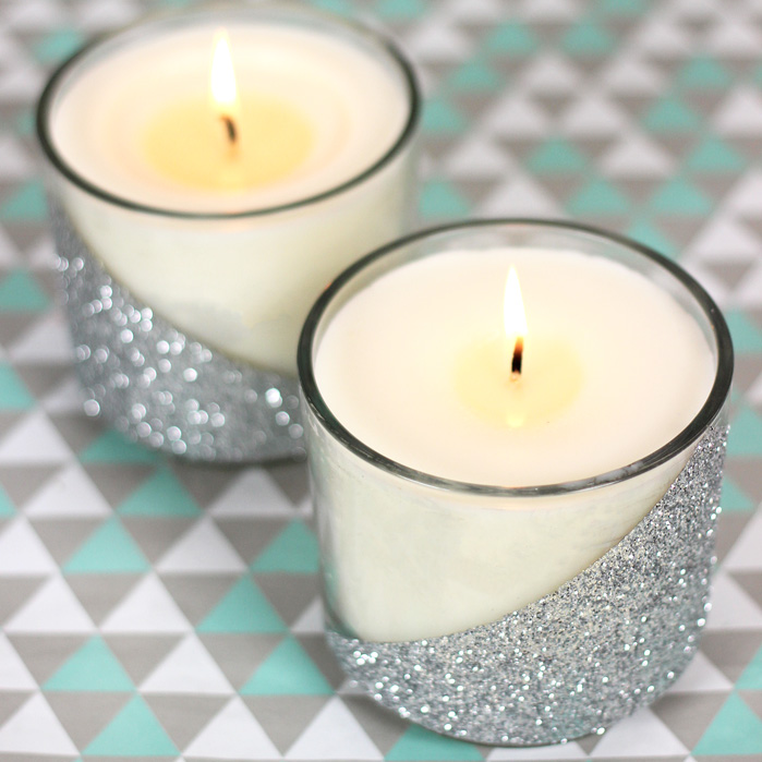 How to make DIY glitter tin candles ~ it's super easy!