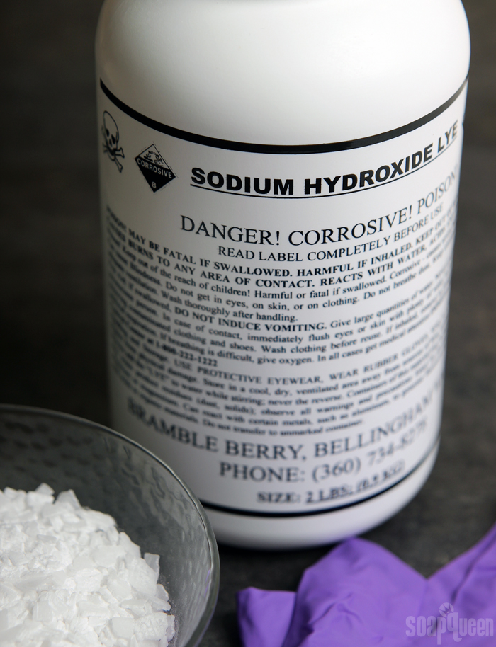 Caustic Soda Lye / Sodium Hydroxide for Soap-Making, Drain