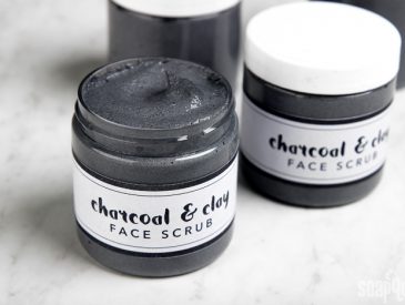 charcoal-and-clay-scrub-diy