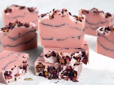 rose-clay-and-charcoal-soap-diy