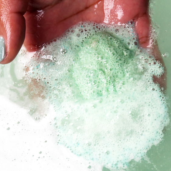 How We Use Citric Acid For Bath Bombs & Where To Buy
